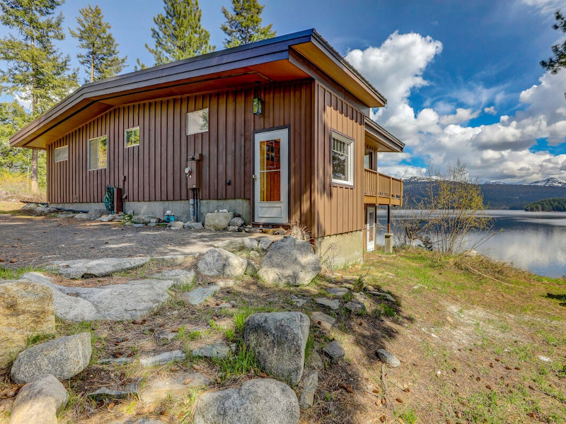 Picture of the Laur House on Little Payette Lake in McCall, Idaho