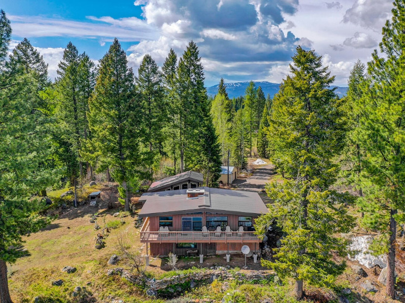 Picture of the Laur House on Little Payette Lake in McCall, Idaho