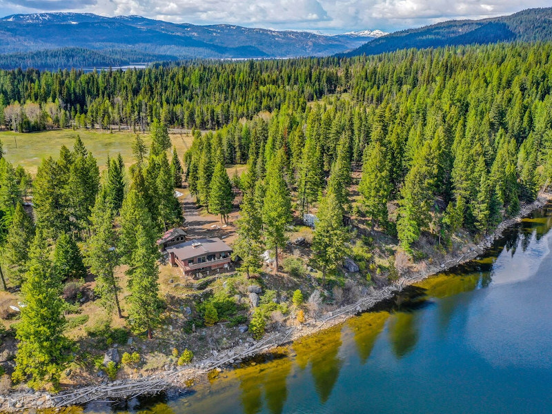 Picture of the Laur House on Little Payette Lake in McCall, Idaho