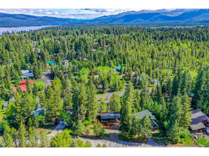 Picture of the Two Pines in McCall, Idaho