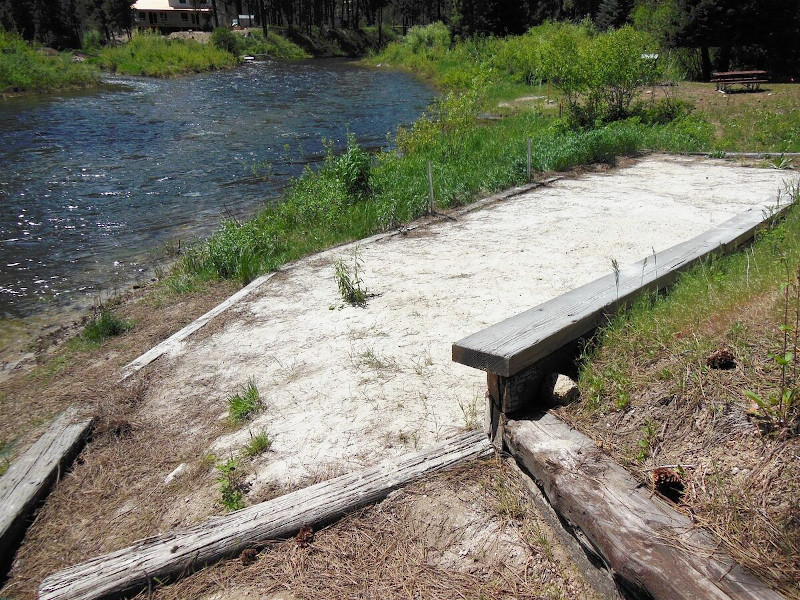 Picture of the Middle Fork River Cabin in Garden Valley, Idaho