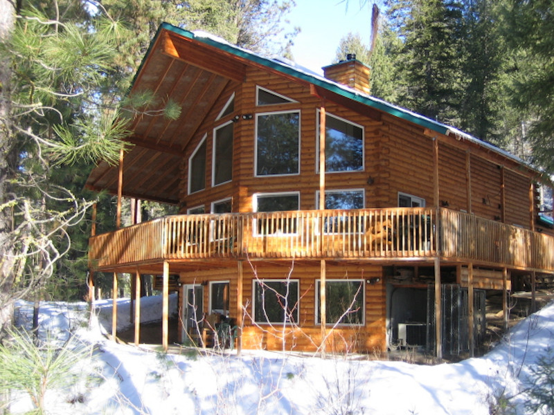 Picture of the Middle Fork River Cabin in Garden Valley, Idaho