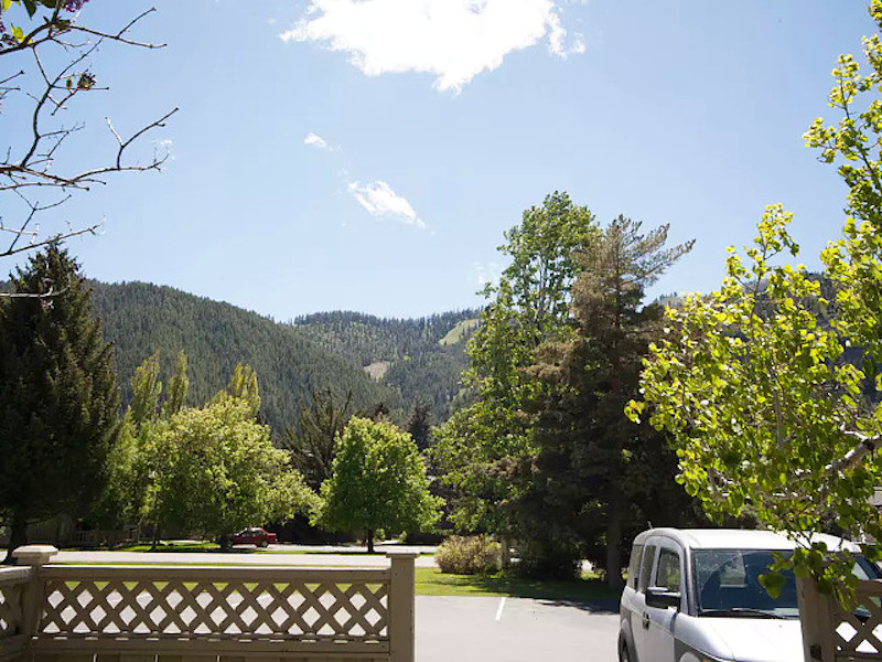 Picture of the Alpine Villa (Trailview West) in Sun Valley, Idaho