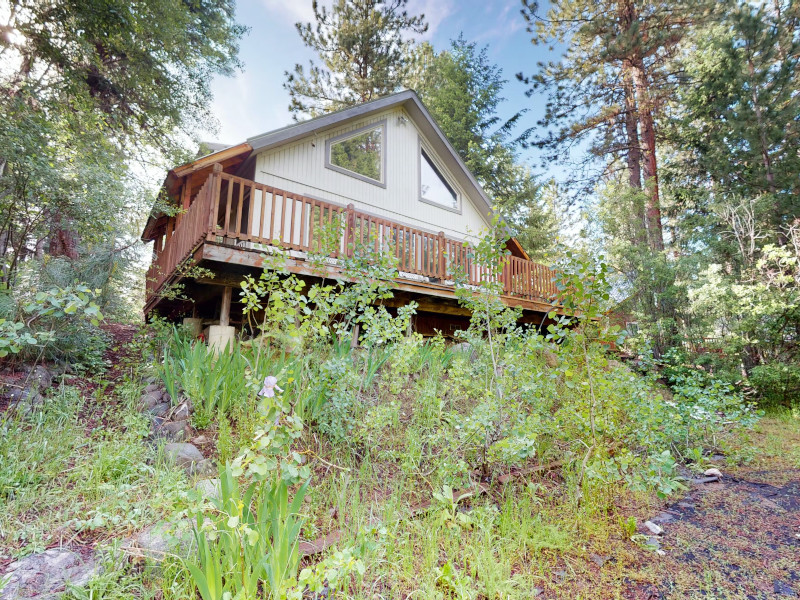 Picture of the Bearfoot Lodge in McCall, Idaho