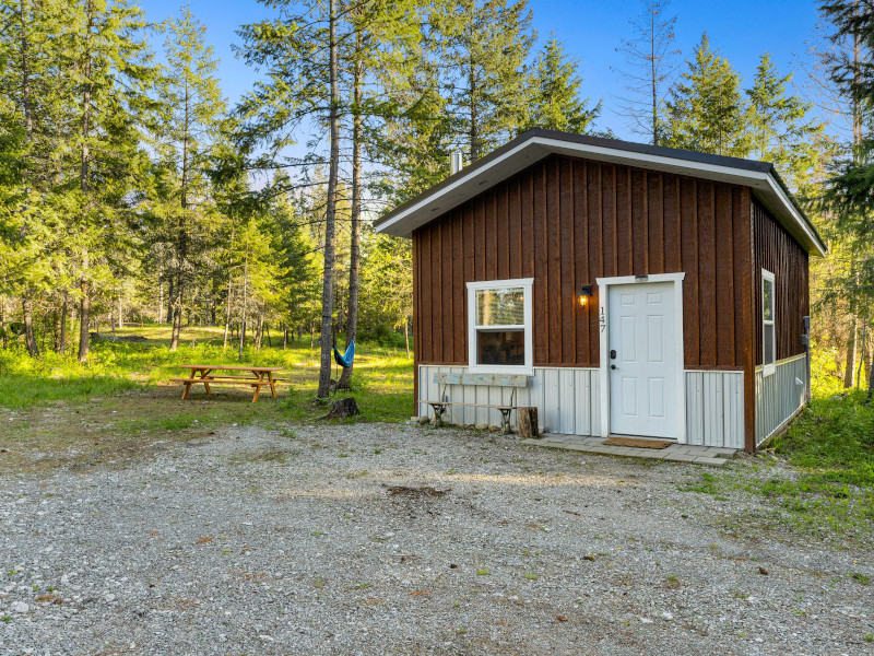 Picture of the Little Tooth Retreat - Little Cabin in Sandpoint, Idaho