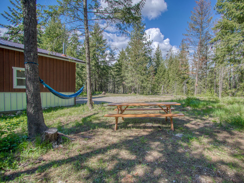 Picture of the Little Tooth Retreat - Little Cabin in Sandpoint, Idaho