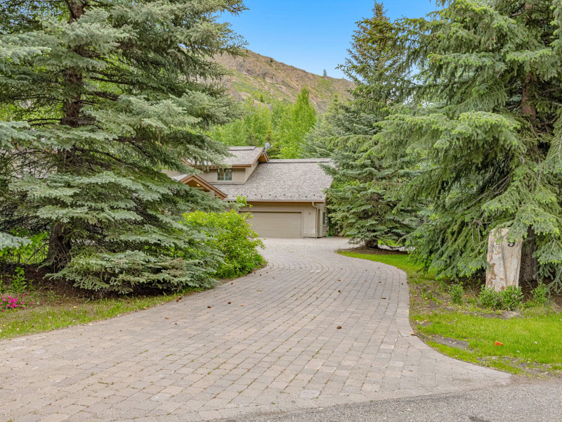 Picture of the Lane Ranch Chateau in Sun Valley, Idaho