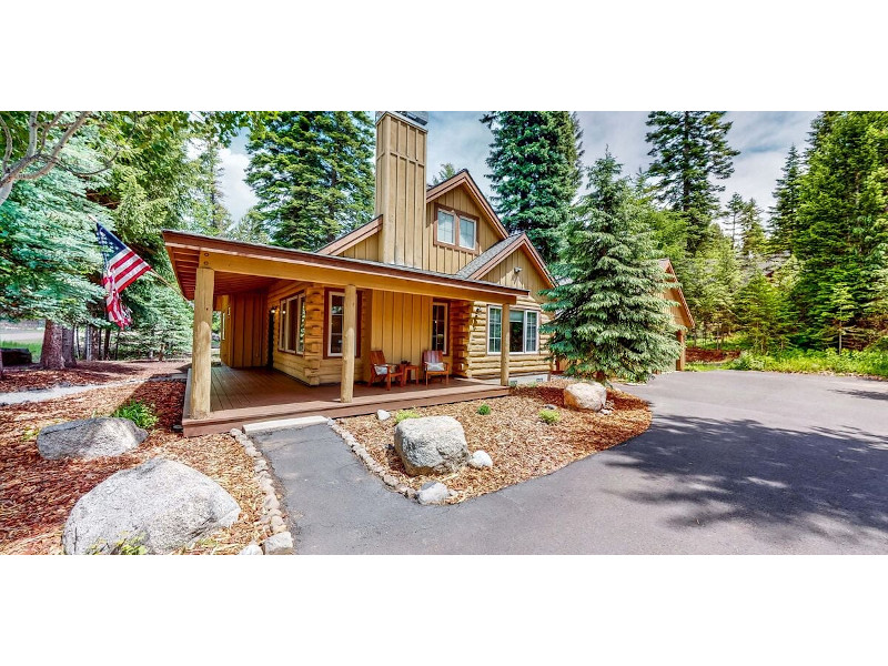 Picture of the Huckleberrys Hideaway in McCall, Idaho