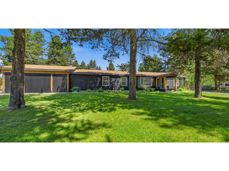 Picture of the Black Moose Lodge in McCall, Idaho