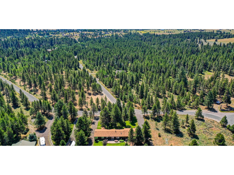 Picture of the Black Moose Lodge in McCall, Idaho