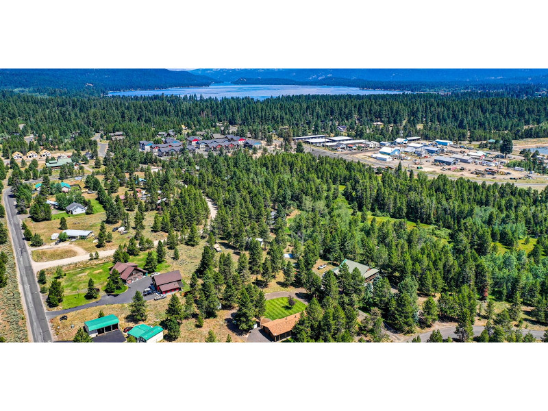 Picture of the Black Moose Lodge in McCall, Idaho