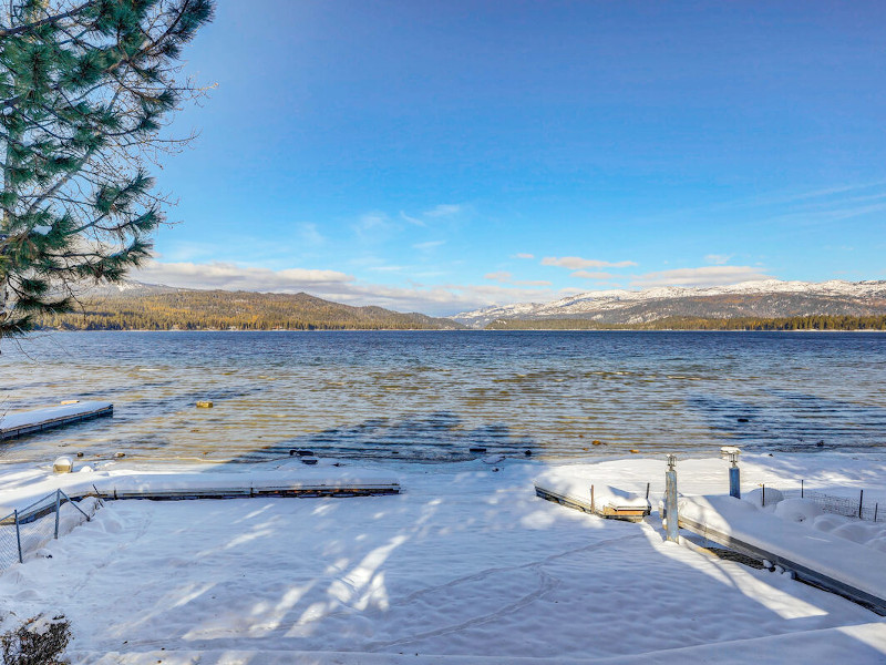 Picture of the Almost Heaven and Annies Place Lakefront Retreat in McCall, Idaho