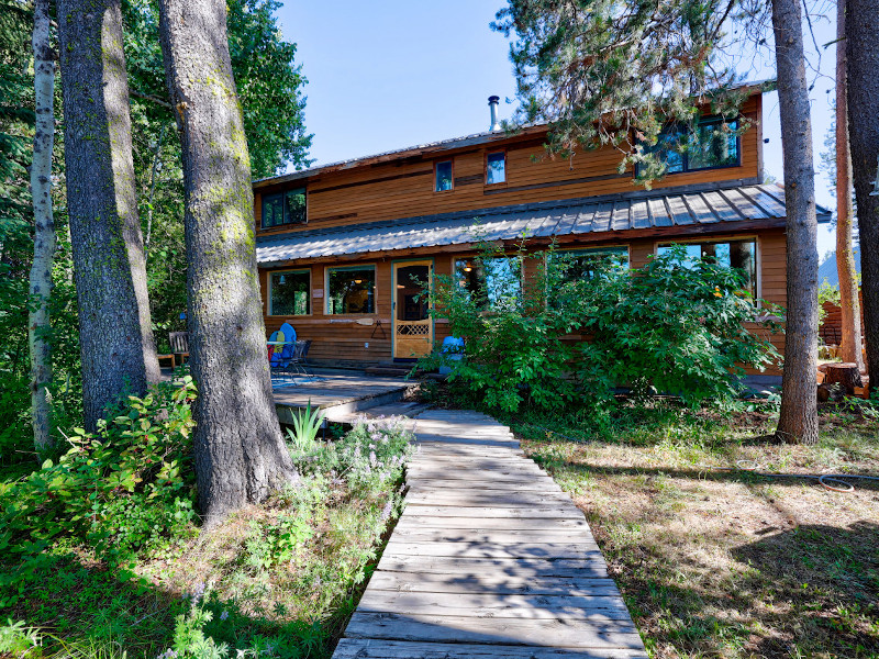 Picture of the Lakehouse Hideaway in Donnelly, Idaho