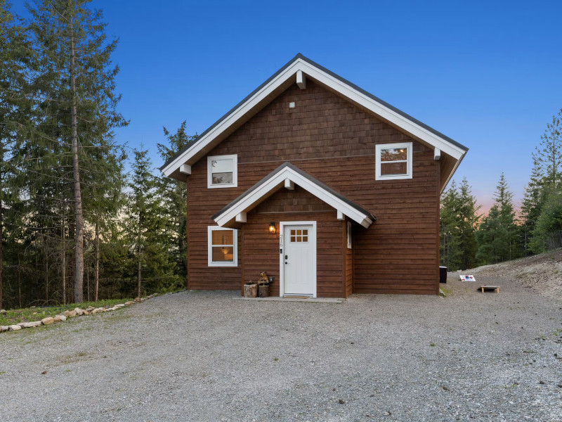 Picture of the Little Tooth Retreat in Sandpoint, Idaho