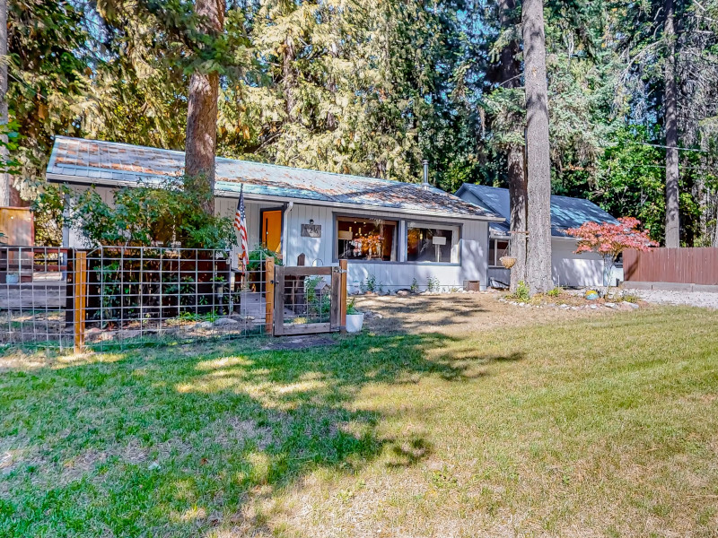 Picture of the Creekside Cabin - Hope, ID in Sandpoint, Idaho