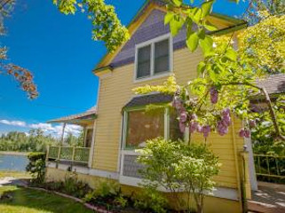 Yellow House Victorian in Sandpoint, Idaho.