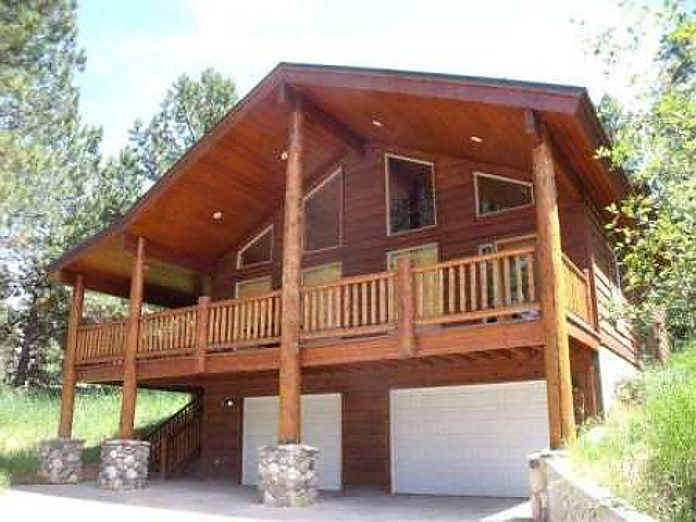 Cascade Multi family Cabin in Cascade, Idaho.