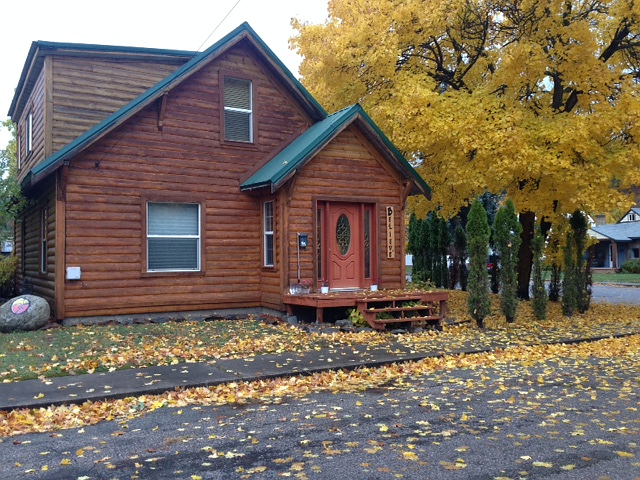 2 Suite Retreat in Kellogg, Idaho.