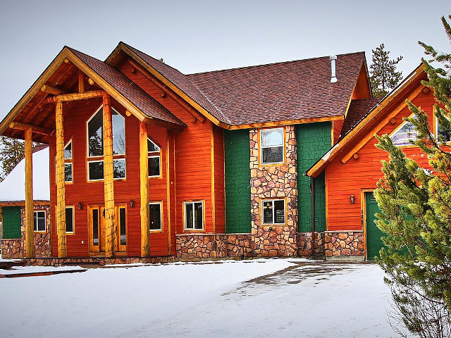 Lake Forest Lodge in Donnelly, Idaho.