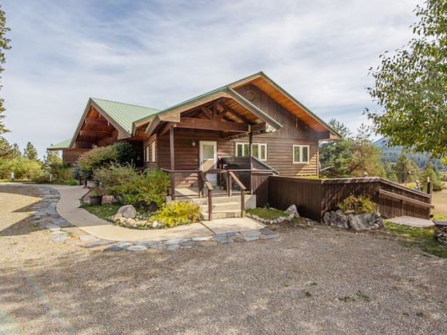 Cocolalla Ranch Home in Sandpoint, Idaho.