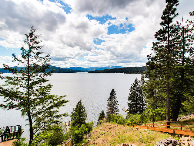 Picture Perfect Panoramic Paradise in Harrison, Idaho.