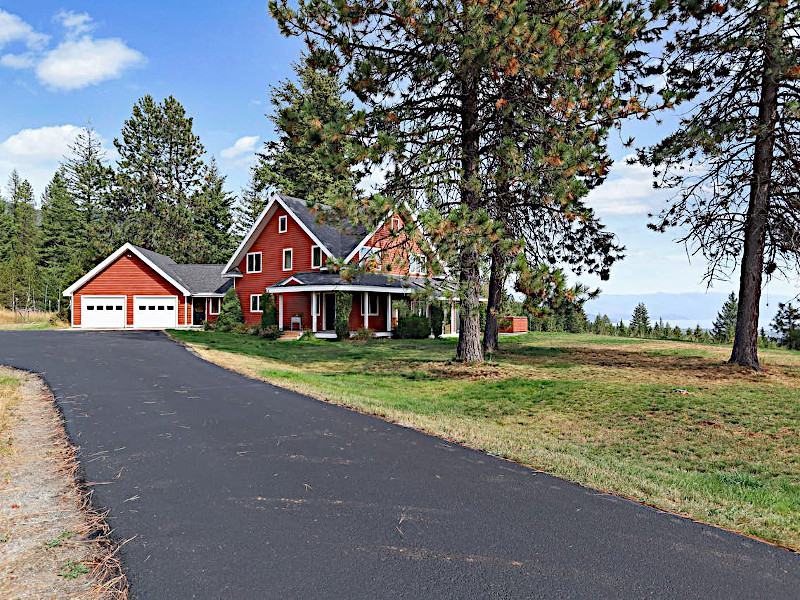Lakeview Home on Acreage in Sandpoint, Idaho.