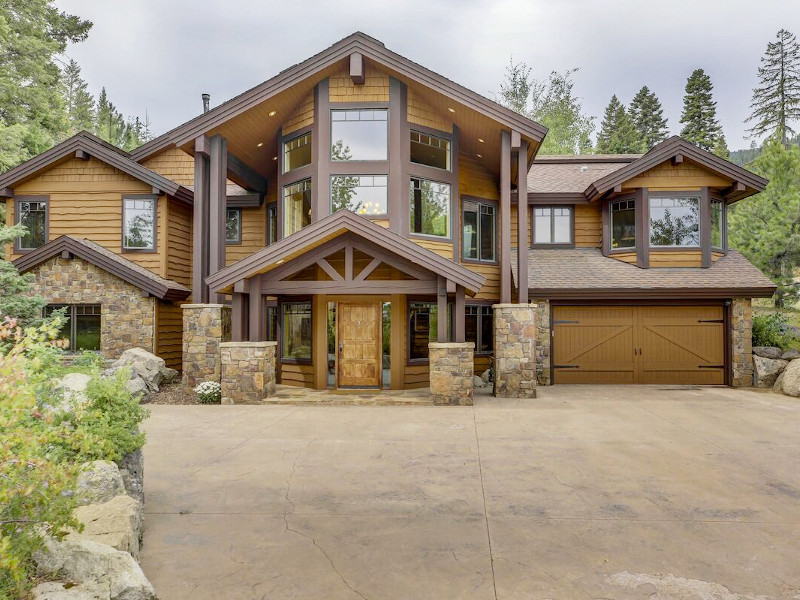 Bear Discovery Custom Tamarack Estate Home in Donnelly, Idaho.