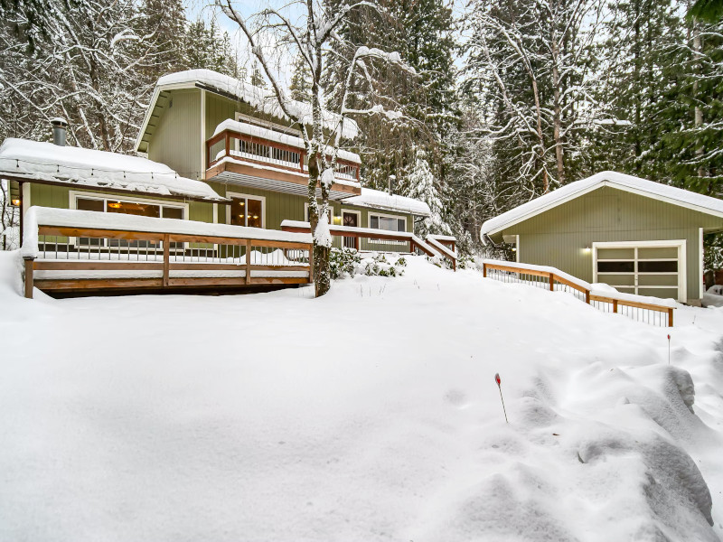 R&R Cabin in Sandpoint, Idaho.