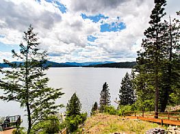 Cabins and Home Vacation Rentals in Harrison Idaho