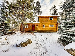 Cabins and Home Vacation Rentals in McCall Idaho