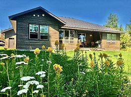 Cabins and Home Vacation Rentals in Donnelly & Tamarack Idaho