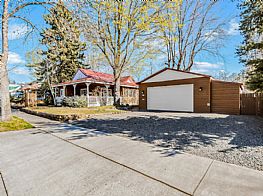 Cabins and Home Vacation Rentals in Coeur d'Alene Idaho