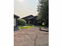 Cabins and Home Vacation Rentals in New Meadows Idaho