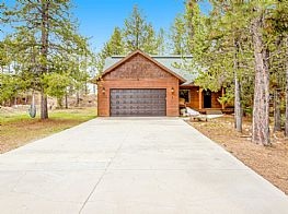 Cabins and Home Vacation Rentals in McCall Idaho