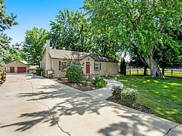 Cabins and Home Vacation Rentals in Eagle Idaho