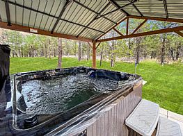 Cabins and Home Vacation Rentals in Donnelly & Tamarack Idaho