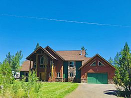 Cabins and Home Vacation Rentals in Donnelly & Tamarack Idaho