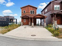 Cabins and Home Vacation Rentals in Sandpoint Idaho