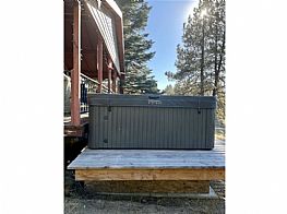 Cabins and Home Vacation Rentals in Cascade Idaho