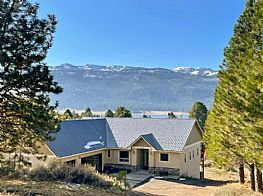Cabins and Home Vacation Rentals in Cascade Idaho