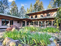 Cabins and Home Vacation Rentals in Harrison Idaho