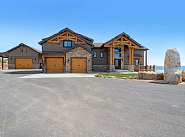 Cabins and Home Vacation Rentals in Fish Haven Idaho