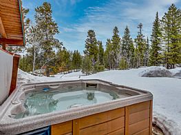 Cabins and Home Vacation Rentals in McCall Idaho