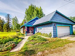 Cabins and Home Vacation Rentals in Sandpoint Idaho