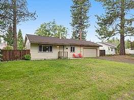 Cabins and Home Vacation Rentals in McCall Idaho