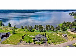 Cabins and Home Vacation Rentals in Donnelly & Tamarack Idaho