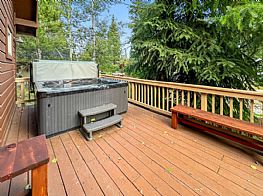 Cabins and Home Vacation Rentals in McCall Idaho