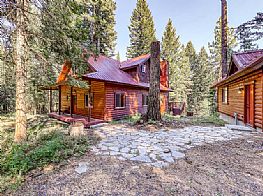 Cabins and Home Vacation Rentals in McCall Idaho