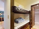 Alcove Twin Beds