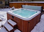 Complex Hot Tub (access)